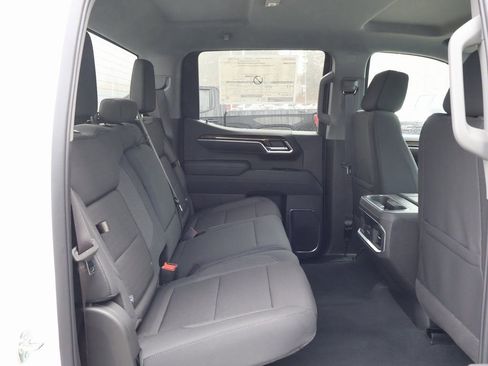 New 2026 GMC Sierra 1500 Elevation w/ LPO, Elevation Black Package AWD/4WD image 36