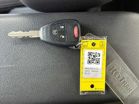 Used 2015 Jeep Patriot Latitude AWD/4WD image 33
