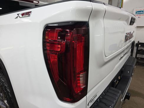 New 2026 GMC Sierra 1500 SLT w/ SLT Premium Plus Package AWD/4WD image 35