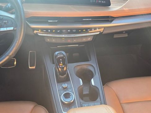 Used 2024 Cadillac XT4 Sport image 18