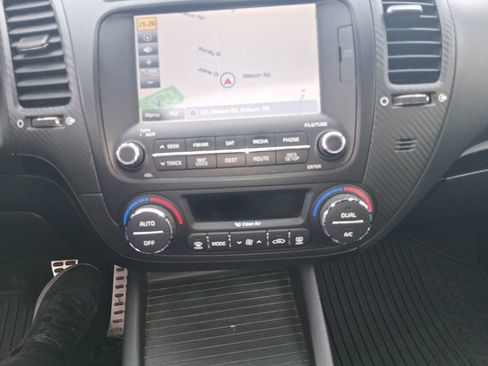 Used 2016 Kia Forte SX w/ Option Group 050 FWD image 24