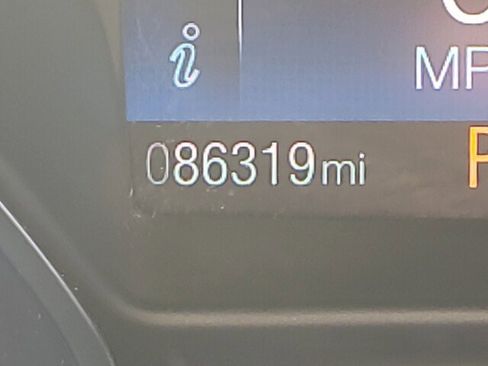 Used 2018 Ford Focus SE image 30