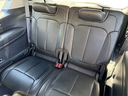 Certified 2021 Jeep Grand Cherokee L Limited image 15