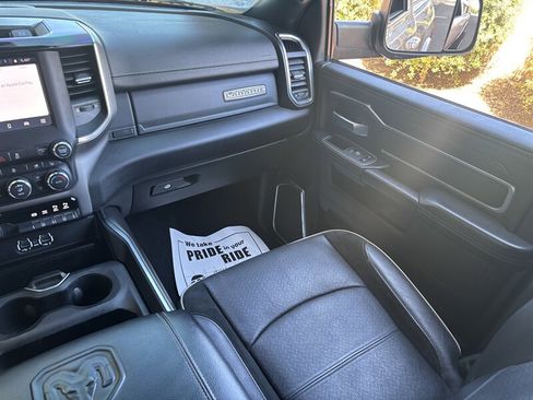 Used 2022 RAM 2500 Laramie w/ Night Edition AWD/4WD image 32