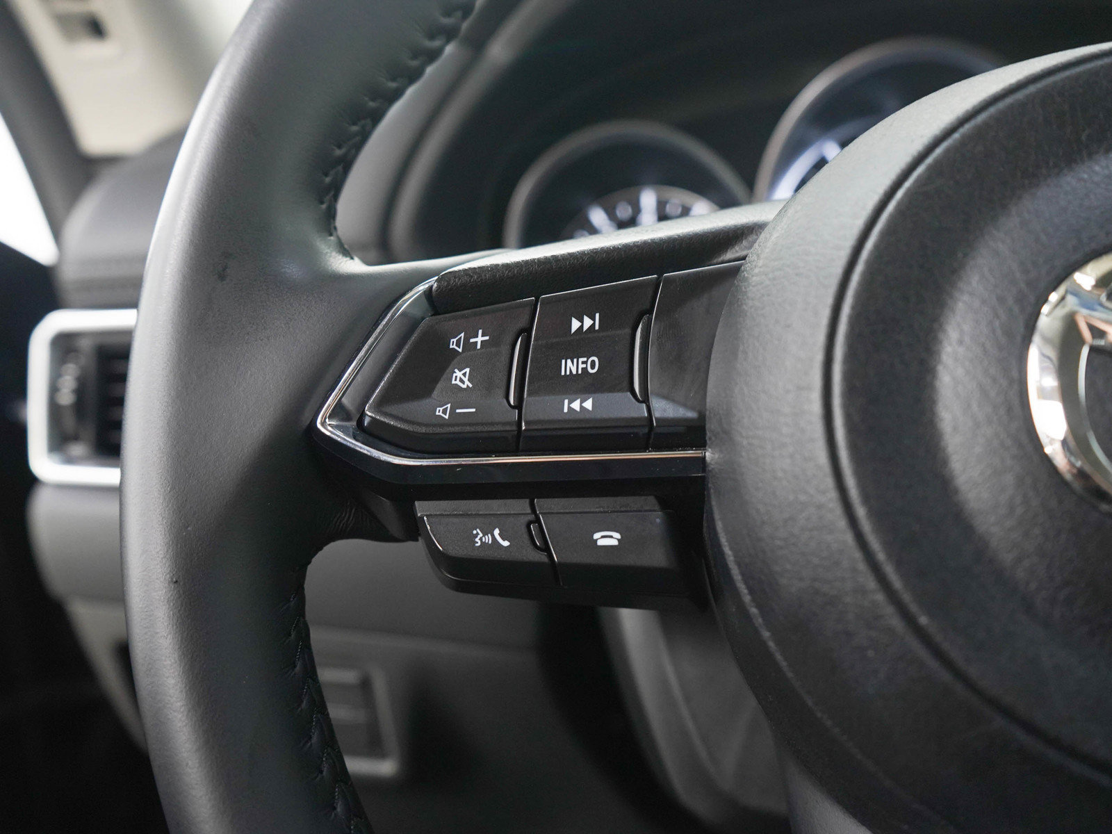 Used 2023 MAZDA CX-5 AWD 2.5 S w/ Select Package image 25