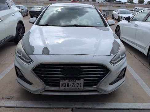 Used 2018 Hyundai Sonata SE FWD image 2