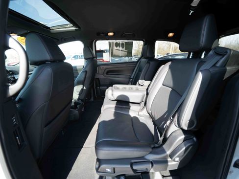Used 2025 Honda Odyssey Sport-L image 23