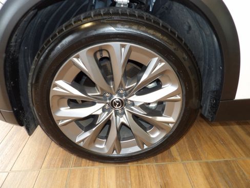 Certified 2024 MAZDA CX-90 3.3 Turbo w/ Premium Plus Pkg image 10