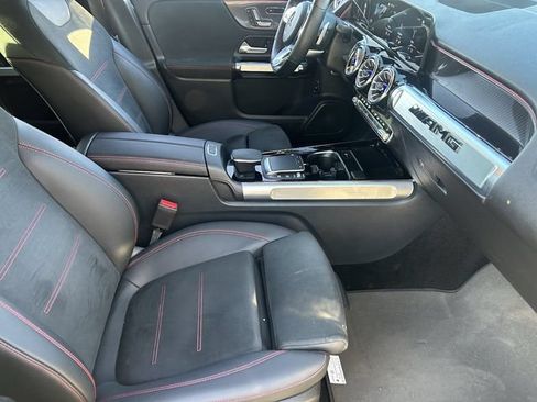 Used 2022 Mercedes-Benz GLB 35 AMG 4MATIC image 12