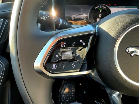 New 2024 Jaguar I-PACE R-Dynamic HSE image 17