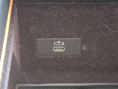 Used 2024 BMW X7 xDrive40i w/ Premium Package image 26