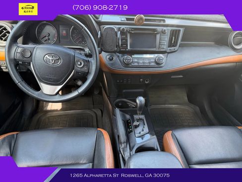 Used 2017 Toyota RAV4 SE image 8