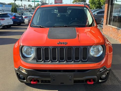 Used 2016 Jeep Renegade Trailhawk AWD/4WD image 12
