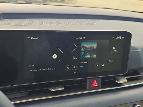 New 2026 Kia Carnival EX FWD image 24