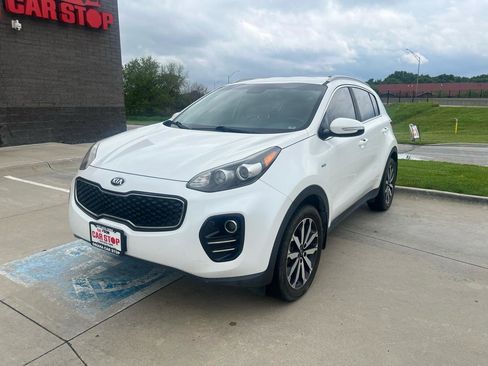 Used 2018 Kia Sportage EX AWD/4WD image 2