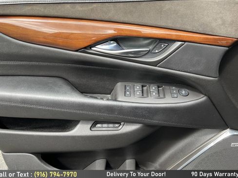 Used 2016 Cadillac Escalade ESV Premium image 20