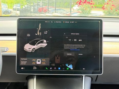 Used 2020 Tesla Model 3 Standard Range Plus RWD image 45