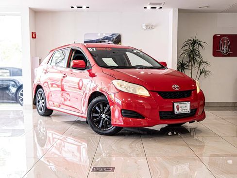 Used 2009 Toyota Matrix FWD image 5