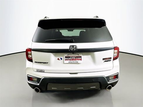 Used 2022 Honda Passport TrailSport image 6