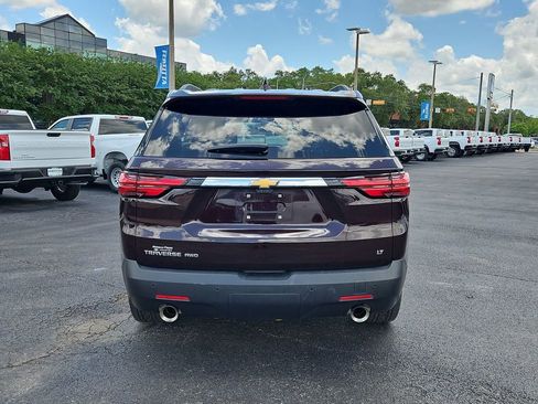 Used 2023 Chevrolet Traverse LT w/ LT Premium Package AWD/4WD image 16