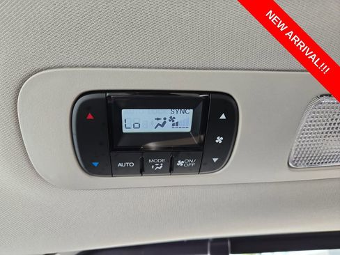 Used 2025 Honda Odyssey Elite image 14