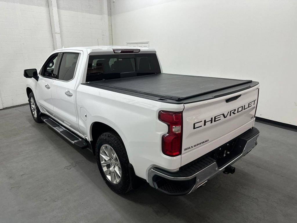 Used 2019 Chevrolet Silverado 1500 LTZ w/ LTZ Premium Package AWD/4WD image 16