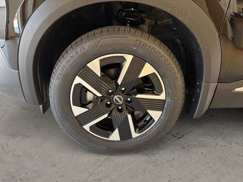 New 2026 Nissan Kicks SV w/ Cold Weather Package AWD/4WD image 15
