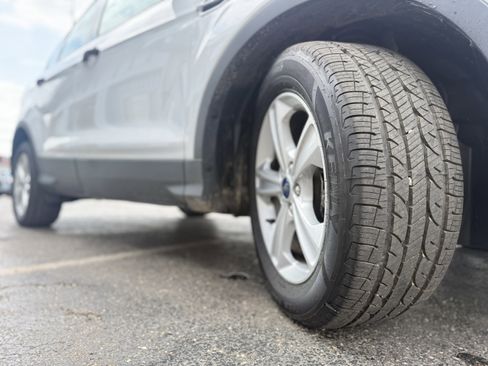 Used 2014 Ford Escape S image 38