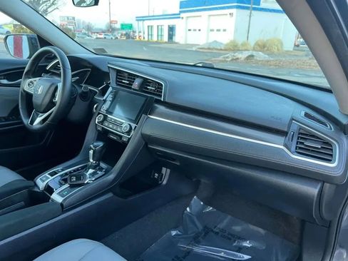 Used 2020 Honda Civic EX image 15