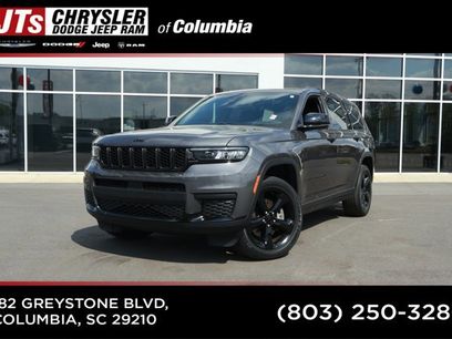 Used 2023 Jeep Grand Cherokee L Laredo