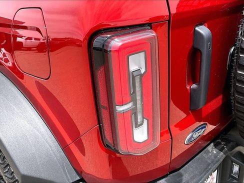 Used 2024 Ford Bronco Wildtrak AWD/4WD image 23