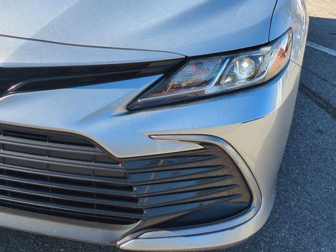 Certified 2021 Toyota Camry LE image 10