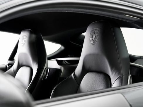 Used 2016 Porsche Cayman image 10