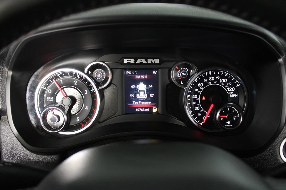 Used 2019 RAM 2500 Big Horn w/ Black Appearance Package RWD image 18