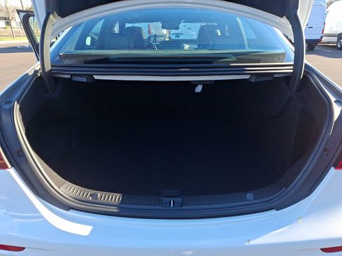 Used 2021 Mercedes-Benz E 350 4MATIC Sedan image 28