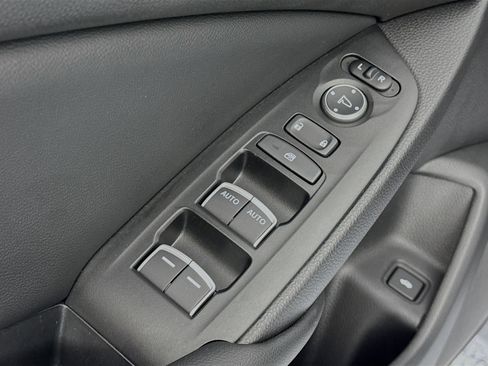 Certified 2021 Honda Accord EX-L image 17