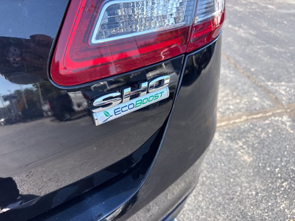 Used 2016 Ford Taurus SHO w/ Equipment Group 401A AWD/4WD image 11