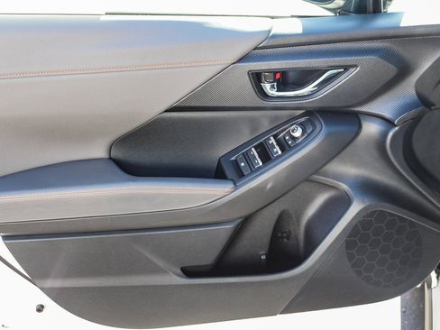 Used 2025 Subaru Crosstrek 2.5i Limited w/ Popular Package #4A image 20