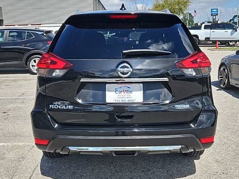 Used 2020 Nissan Rogue S w/ Special Edition Package image 6