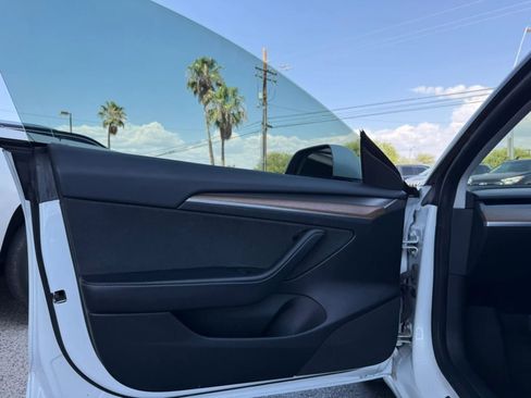 Used 2023 Tesla Model 3 Standard Range RWD image 34
