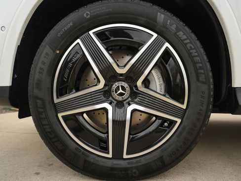 New 2026 Mercedes-Benz GLC 300 4MATIC image 12