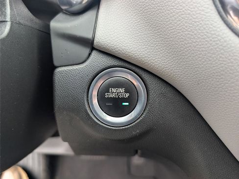 Used 2024 Chevrolet Equinox LS w/ LS Convenience Package image 19