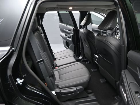 Used 2026 INFINITI QX60 Luxe w/ Cargo Package AWD/4WD image 14
