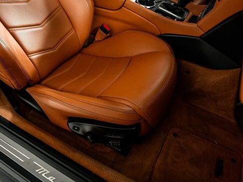 Used 2014 Maserati GranTurismo Sport RWD image 24