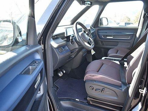 New 2025 Volkswagen ID. Buzz Pro S image 7