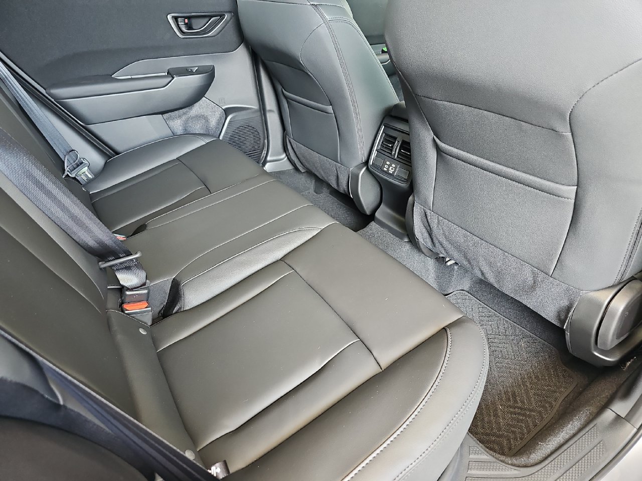 New 2026 Subaru Outback Premium AWD/4WD image 11