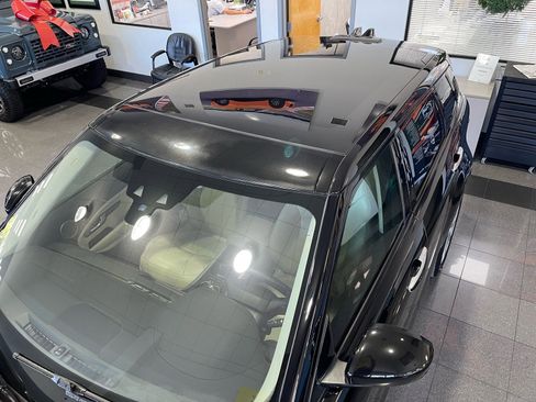 Used 2017 Land Rover Range Rover Evoque HSE image 20