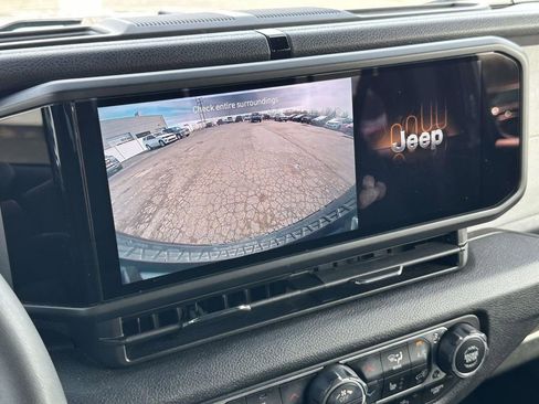 Certified 2024 Jeep Wrangler Unlimited Sport AWD/4WD image 27