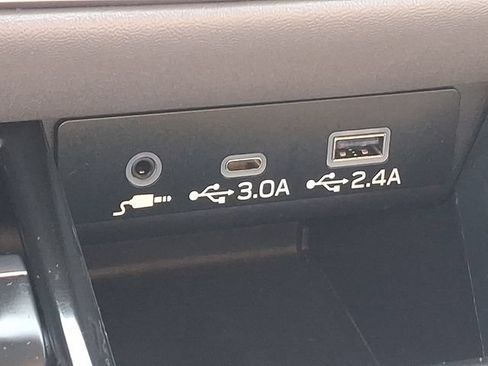 Used 2025 Subaru Outback Onyx Edition XT AWD/4WD image 27