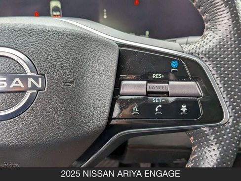 Used 2025 Nissan Ariya AWD image 19